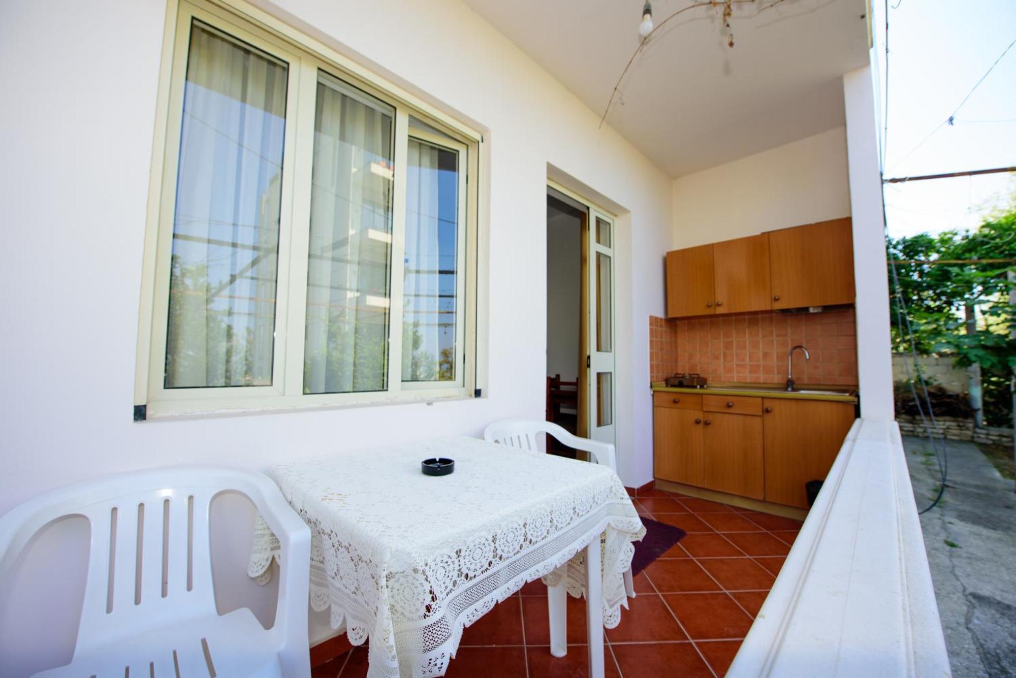 Rei'S Place Vlore Exterior photo